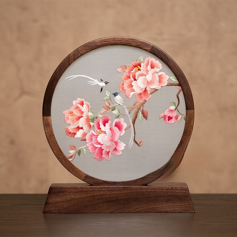 Decorative embroidery