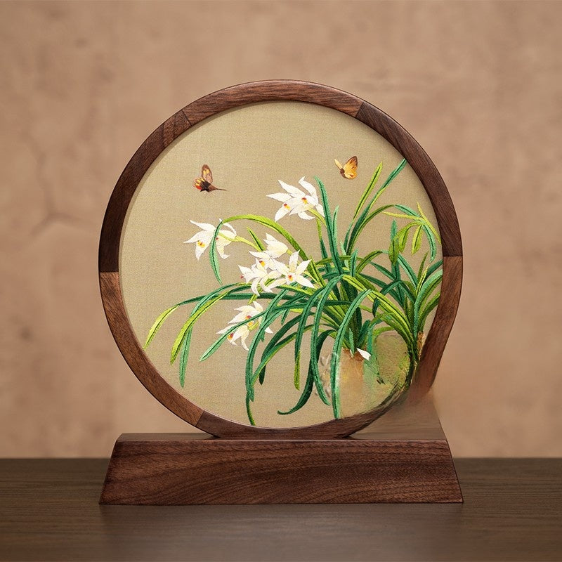 Decorative embroidery