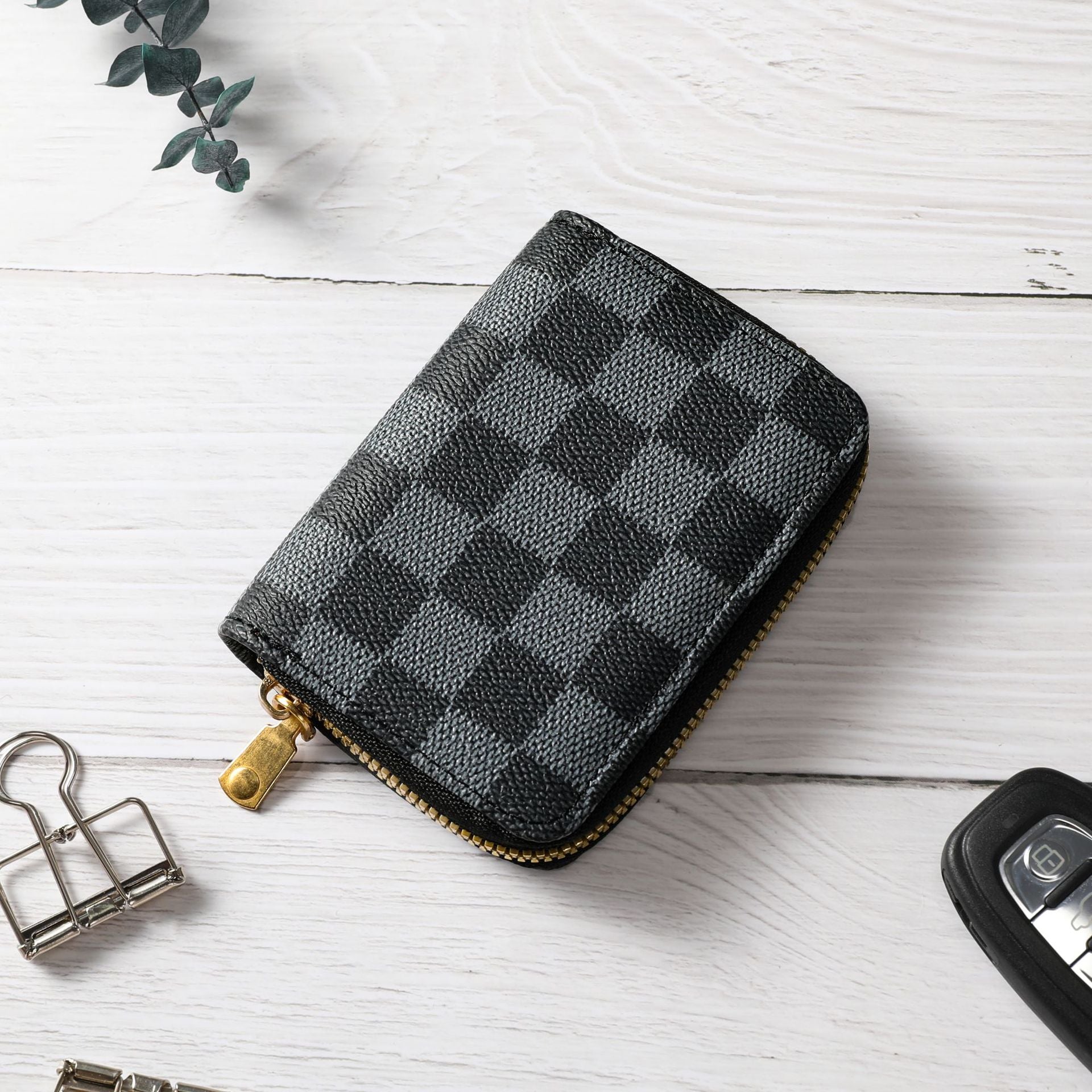 Lychee Pattern Accordion Card Holder