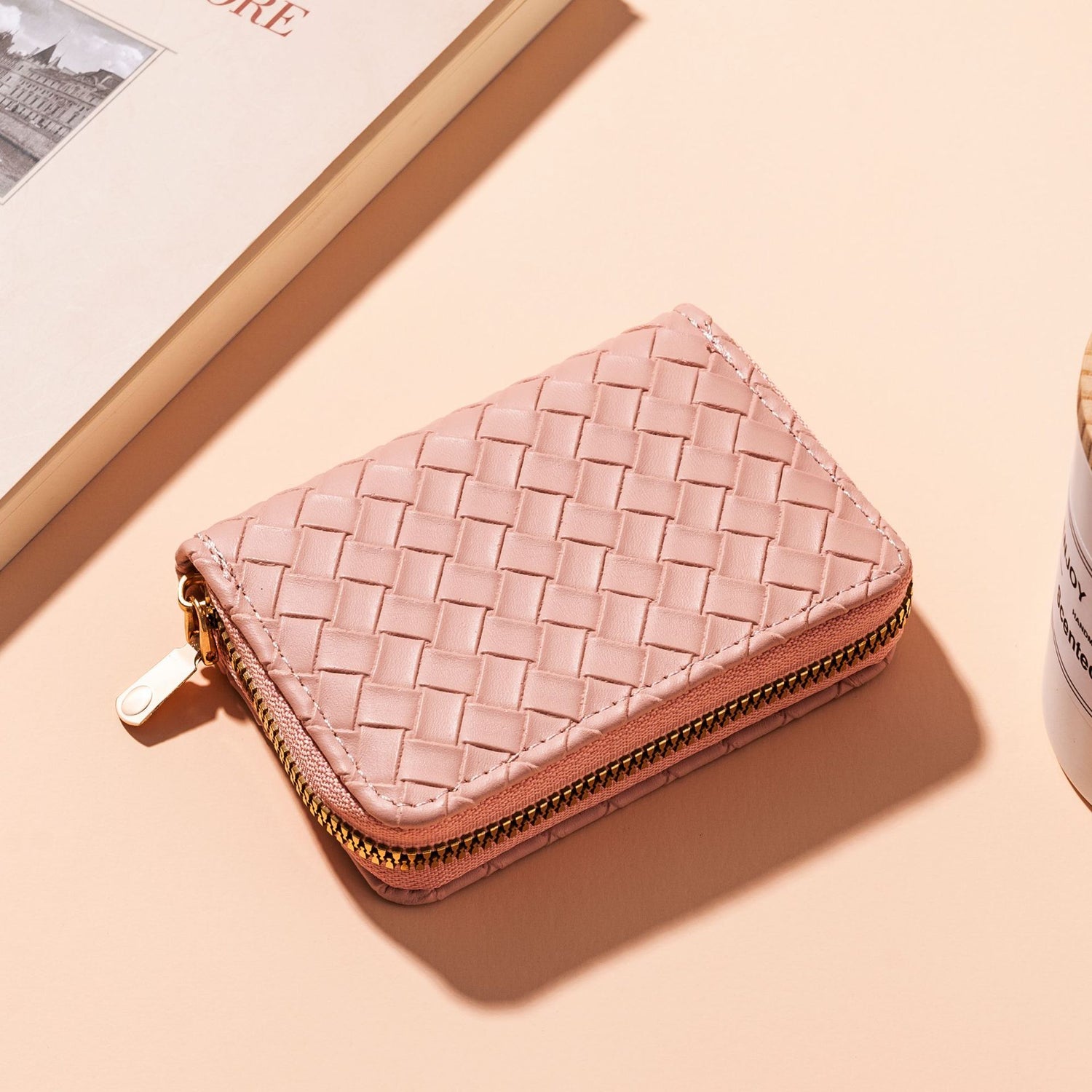 Lychee Pattern Accordion Card Holder