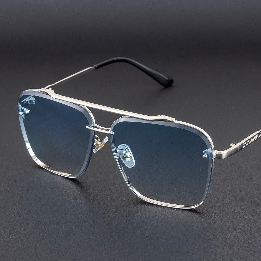 UV-protective and glare-reducing sunglasses