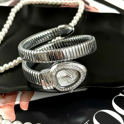Snake Shape Fashion Quartz Watch