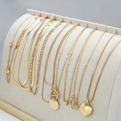 Elegant Animal Motif Gold Necklace Set
